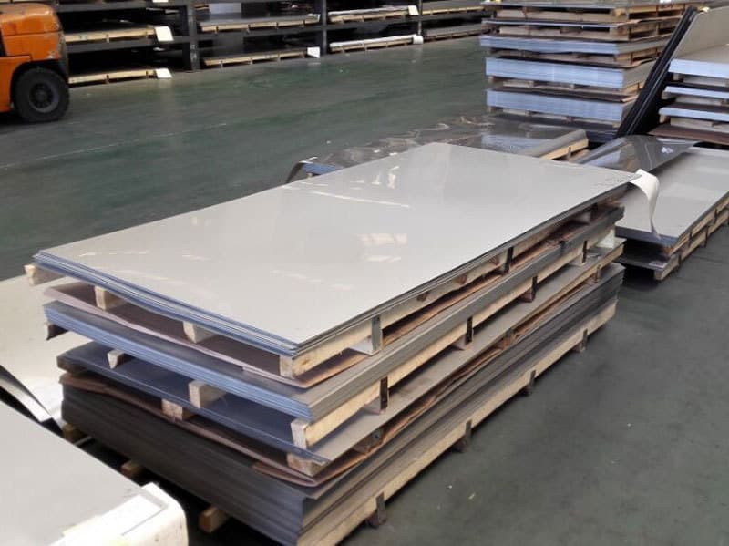 Ruostumattomat levyt Kylmävalssattu 2B RST levy 4.0x1500x3000mm