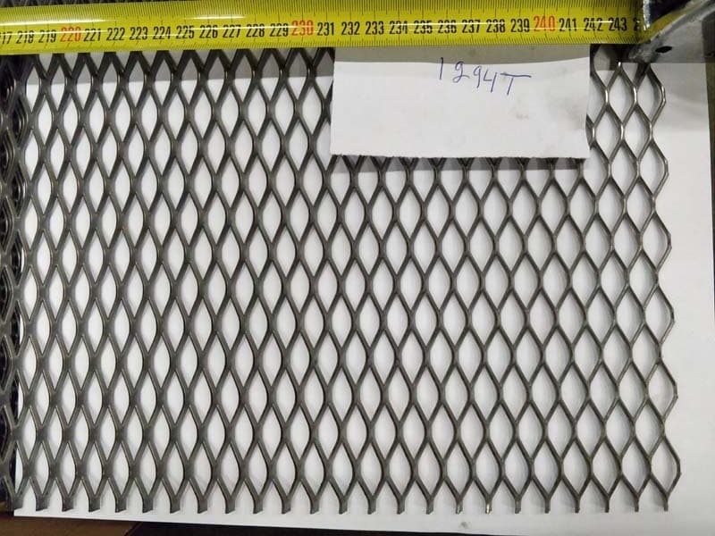 Verkkolevyt Teräs 11.7x30.5 1220x2440mm avoin ala 60%