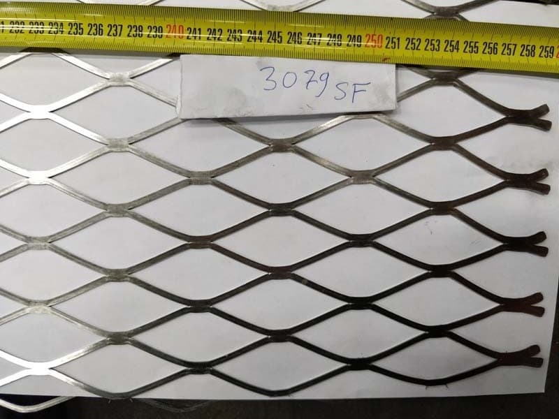 Verkkolevyt RST litistetty 27x66.8 2500x1250mm avoin ala 80%