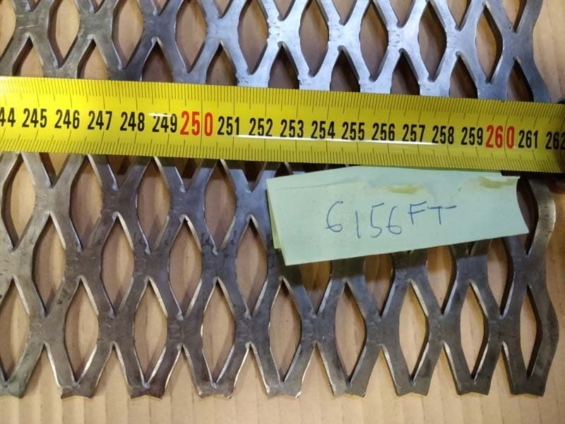 Verkkolevyt Teräs litistetty 9x28 1220x2440mm avoin ala 49%