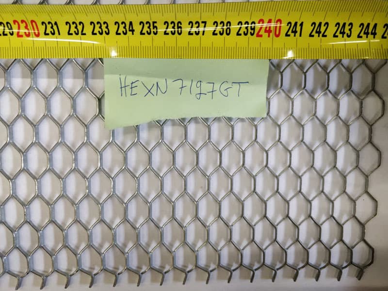 Verkkolevyt Sinkitty 25.4x11.67 1220x2440mm avoin ala 78%