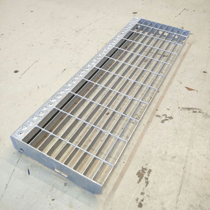 Ritiläaskelmat Kuumasinkitty Sileä 34x76 25x3 800x260mm
