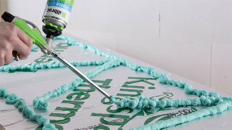 Liimat ja tiivistysaineet illbruck PU010 Eristelevyliima