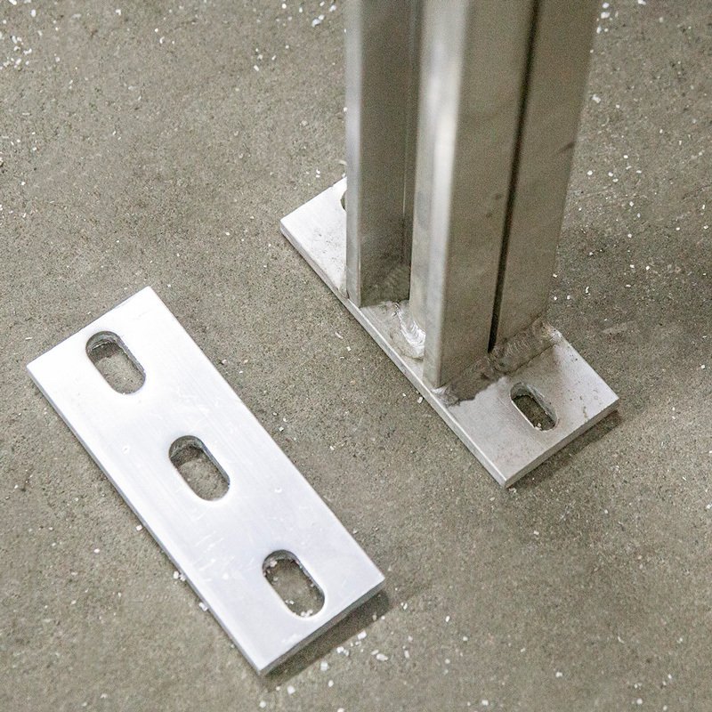 Panssariaidan tolpat ja tarvikkeet Muuriasennuslevy 60x120mm