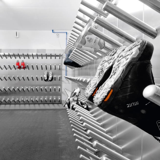 Jalkinekuivaimet Jalkinekuivain sähkökäyttöinen älykäs viidelle parille