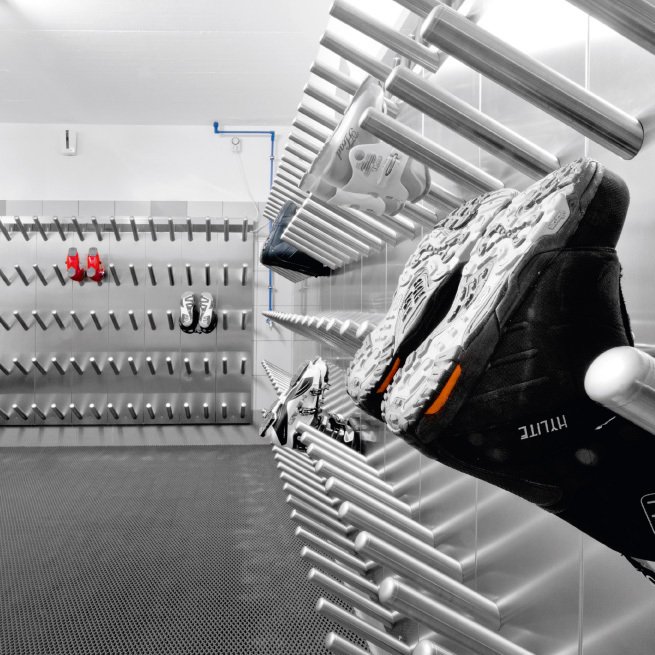 Jalkinekuivaimet Jalkinekuivain sähkökäyttöinen älykäs viidelle parille